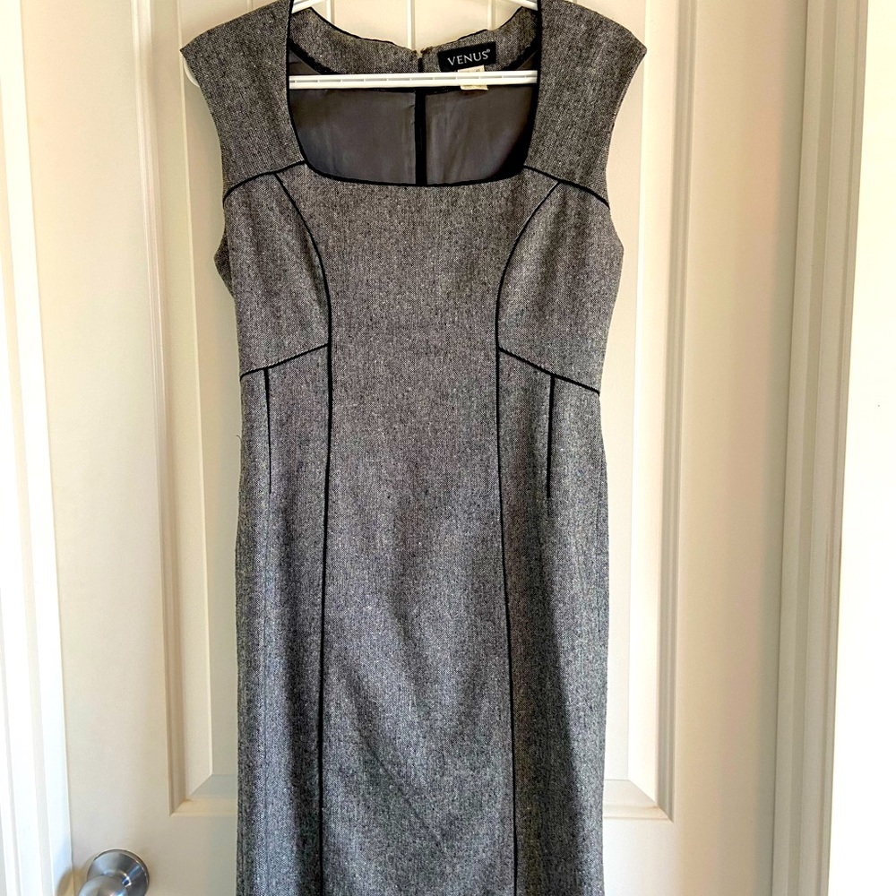 Business casual dress